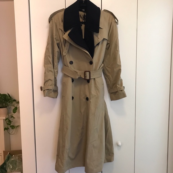 NWT Burberry Eastheath Double-Breasted Trench Coat - Picture 6 of 10